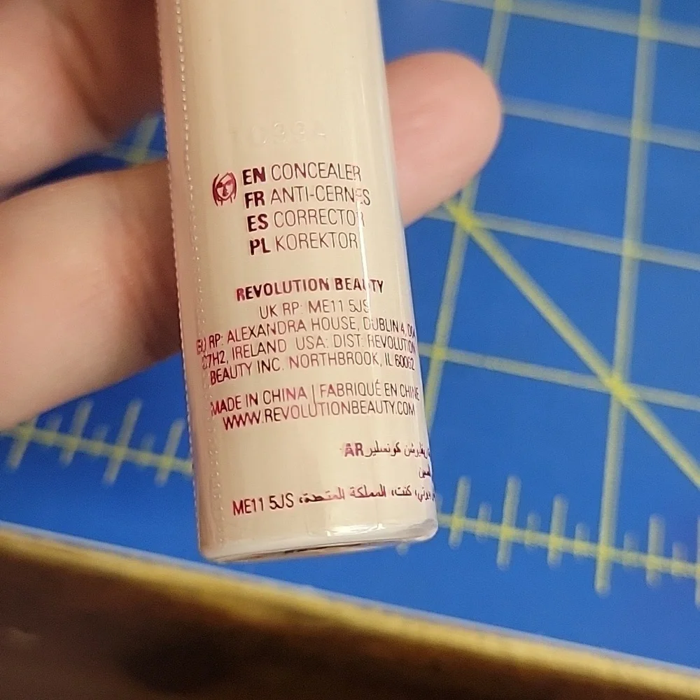 I ❤️ Revolution Heart Breaker Concealer 12ml Buttermilk New